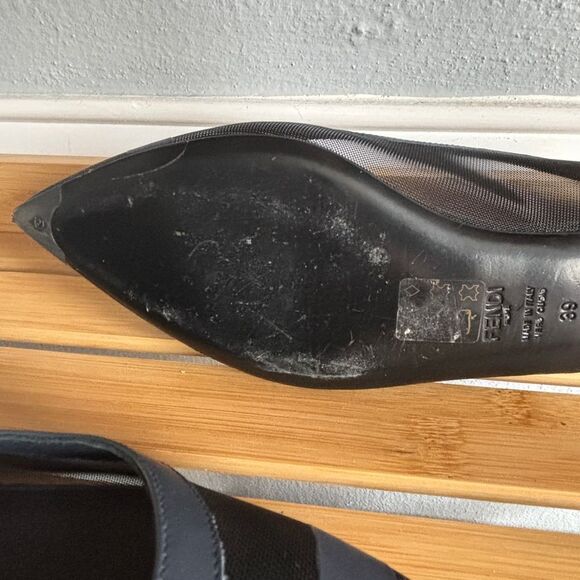 AUTHENTIC FENDI COLIBRI' MESH & LEATHER POINTED TOE FLATS SIZE 39 (8.5) - Picture 11 of 15